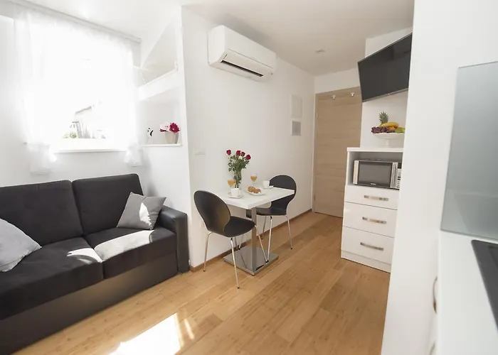 Apartments Annya