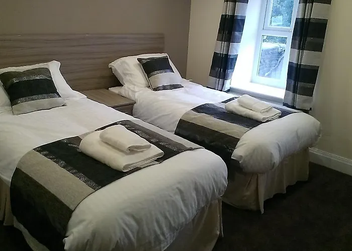 Queens Arms Country Inn