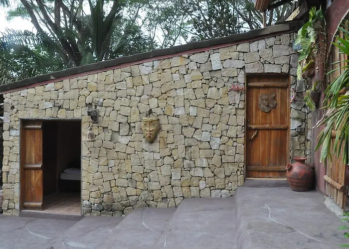 Hacienda La Isla Lodge