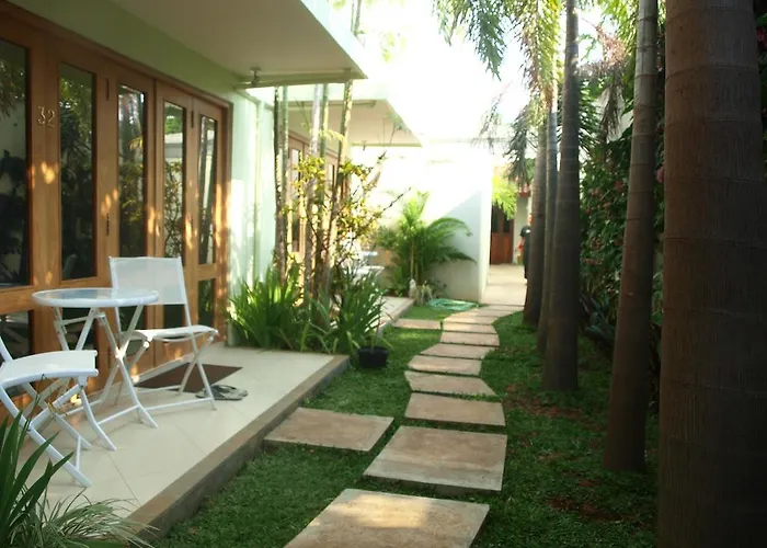 The Gecho Inn Town