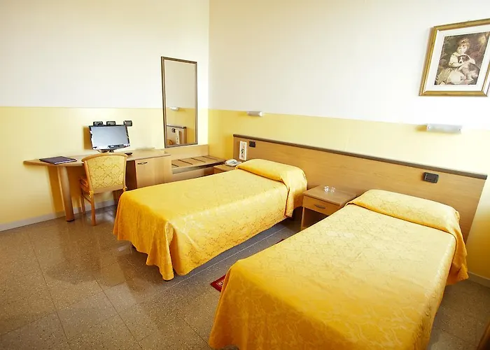 Master Hotel