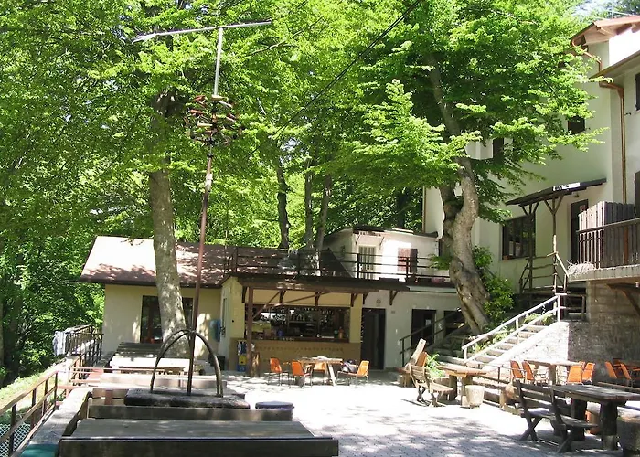 Albergo Ristorante Montecucco da Tobia