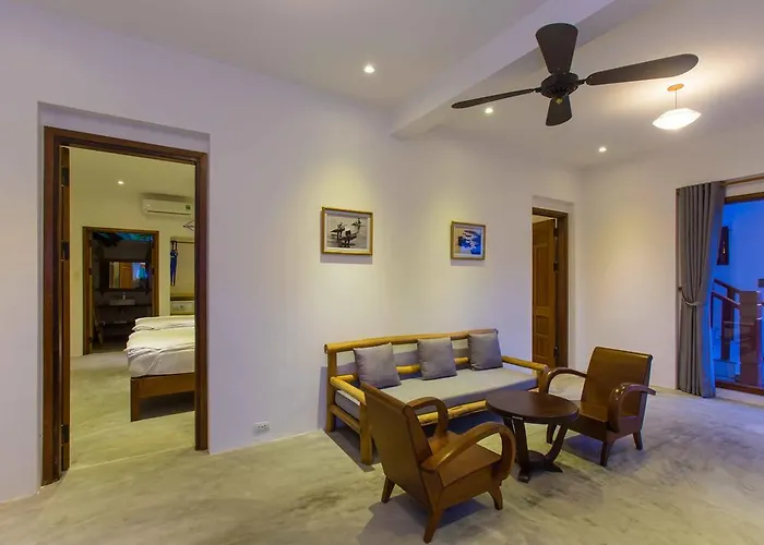 Vina Beach Pool Villas
