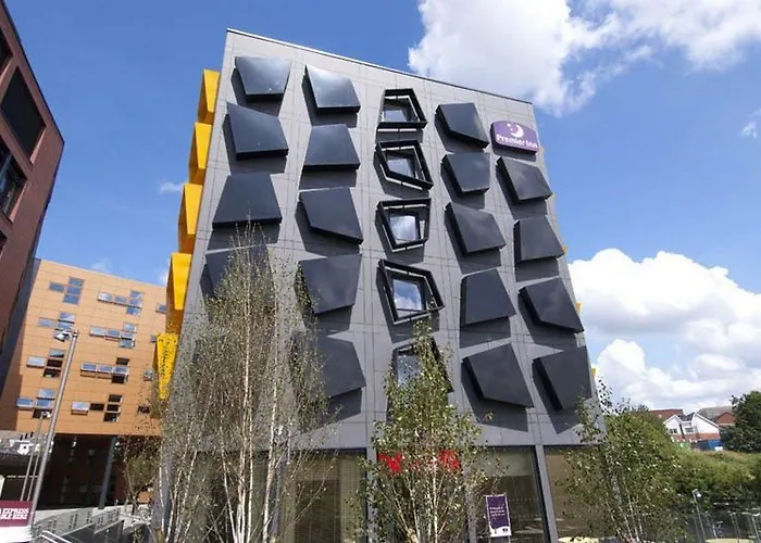 Premier Inn Manchester Bury