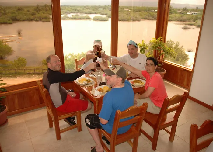 Hotel La Laguna Galapagos