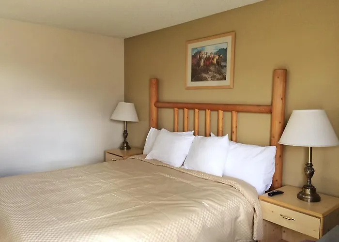 Rodeway Inn & Suites