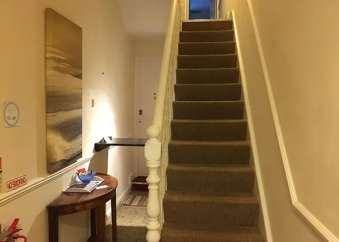 Caris Guest House