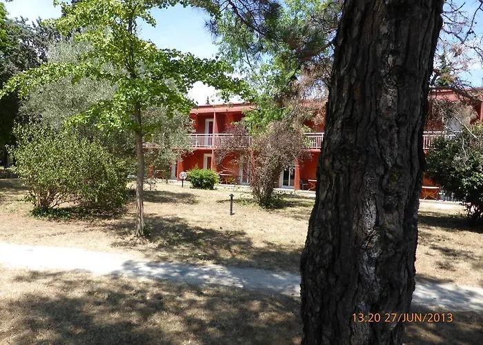 The Originals Access, Hostellerie Des Pins, Montelimar