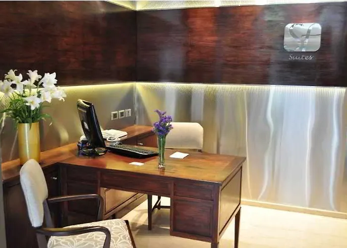 Sf Suites