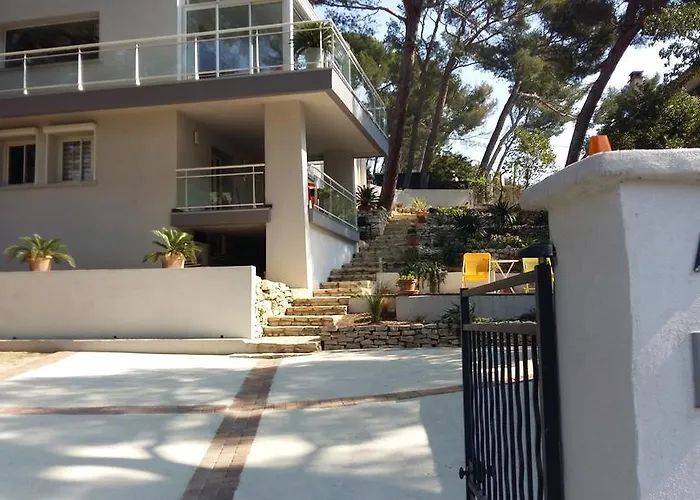Villa Bobnell