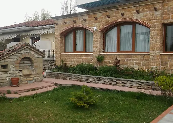 Nefeli Hotel