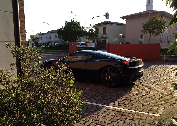 15.92 Hotel