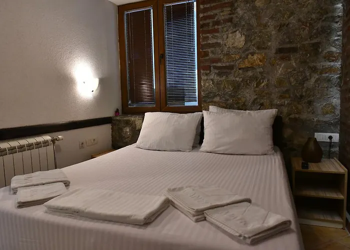 Canyon Matka Hotel