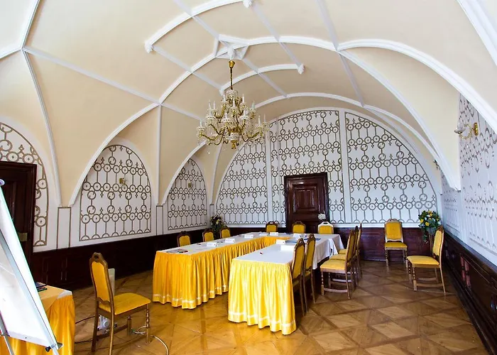 Ea Zamecky Hotel Hruba Skala