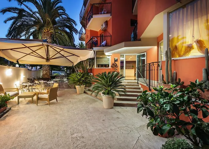 Hotel Fenix