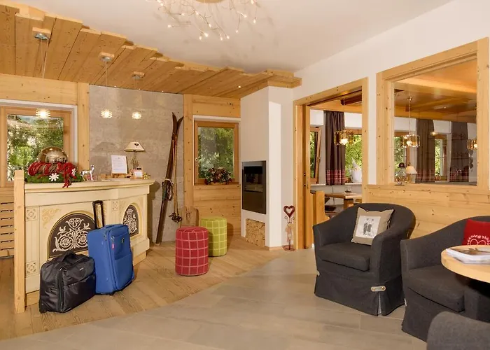 Hotel Garni Lastei