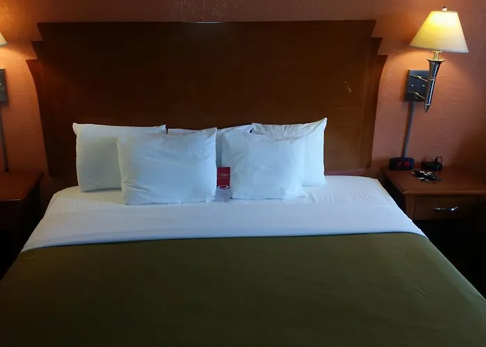 Econo Lodge Mcpherson
