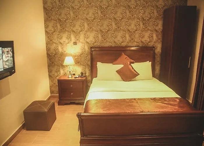 Fryburg Suites
