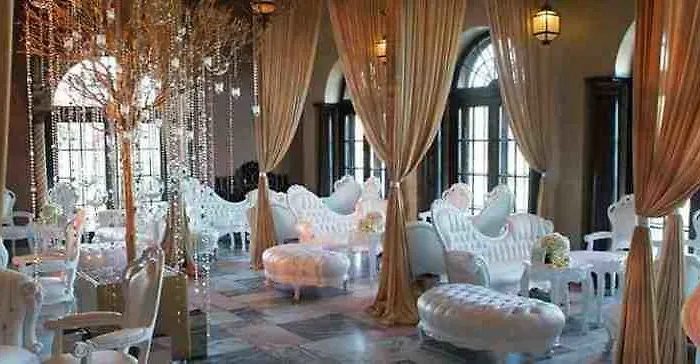 Hotel Baker