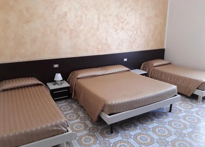 Hotel Happy