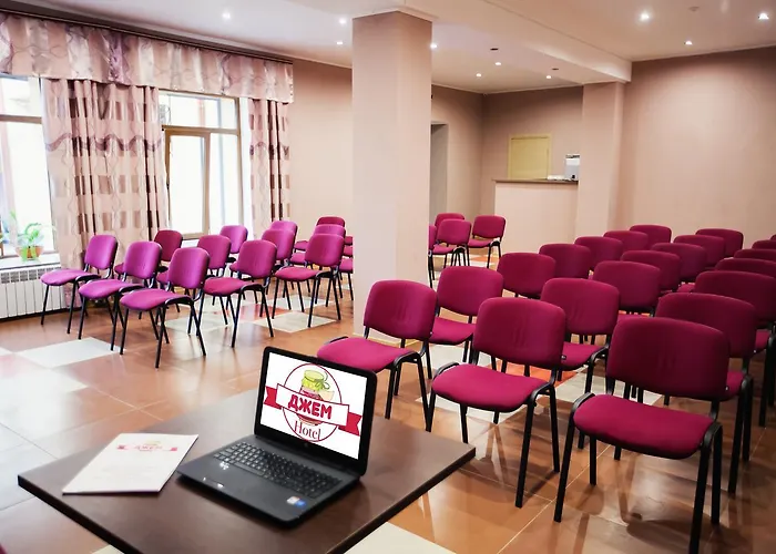 Lviv Central Jam Hotel