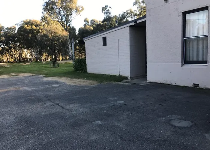 Edward River Hotel