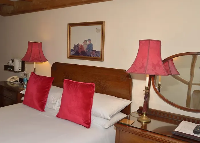 The Inglenook Hotel