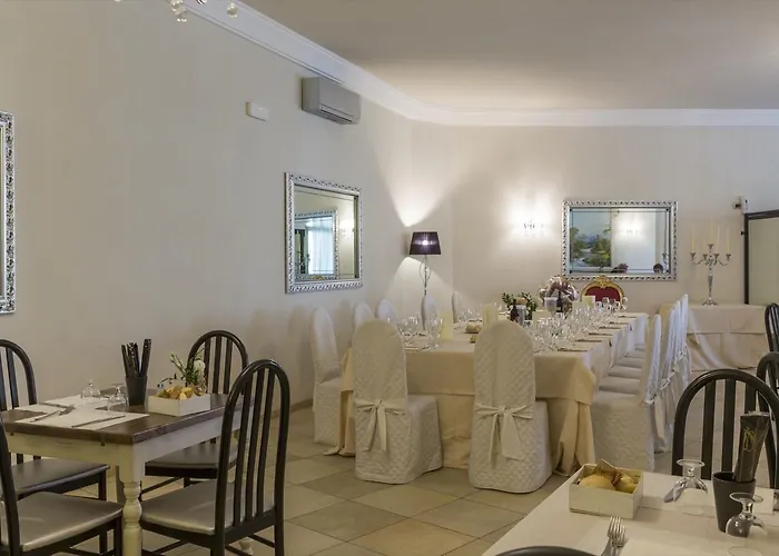 Albergo Ristorante La Bussola