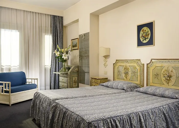 Hotel Commodore