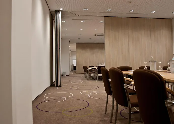 B&F Hotel Am Neumarkt
