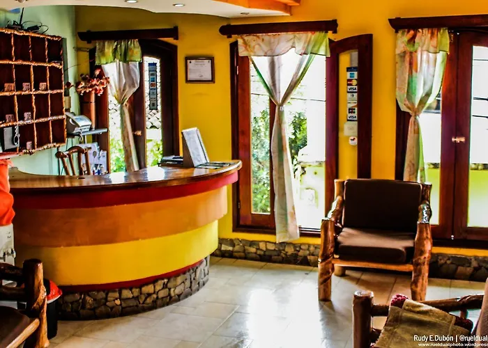 HOTEL CUNA MAYA B y B