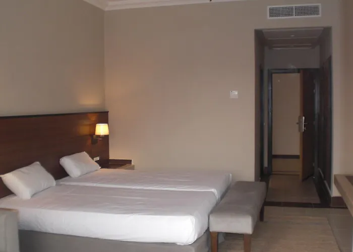 Oasis Palm Hotel