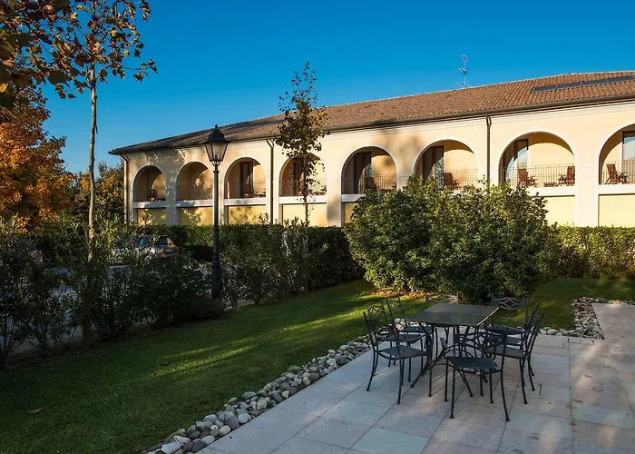 Hotel Villa Dei Carpini