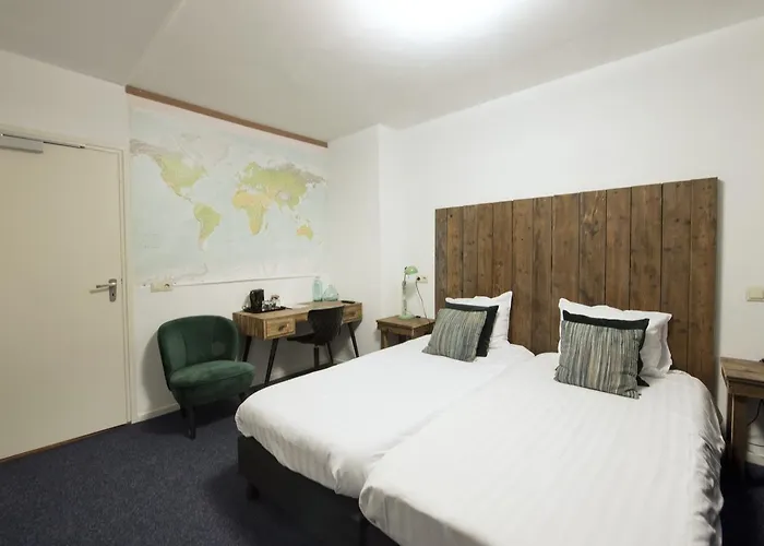 Brainport Hotel And Apartments