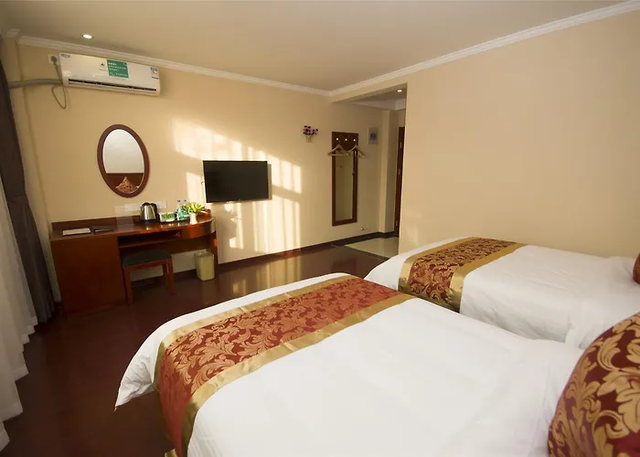 Greentree Inn Henan Shangqiu Normal College Wenhuawestroad Business Hotel