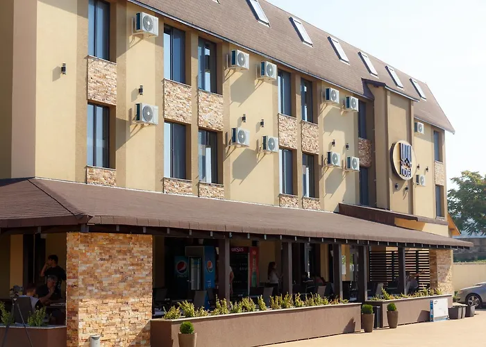 YMY HOTELS Târgu Jiu