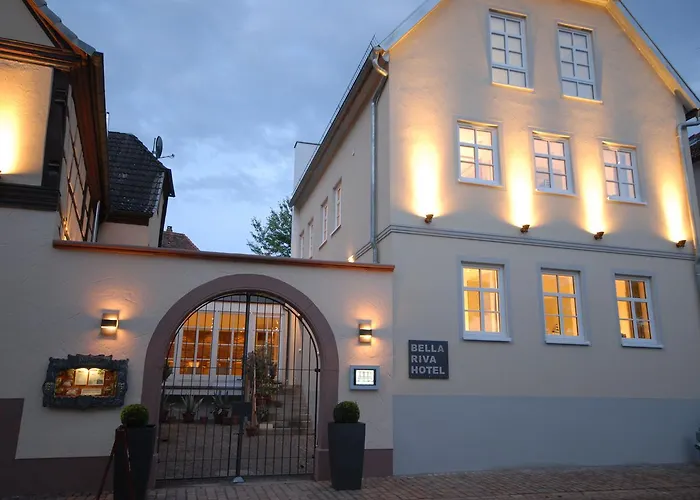 Bella Riva Hotel