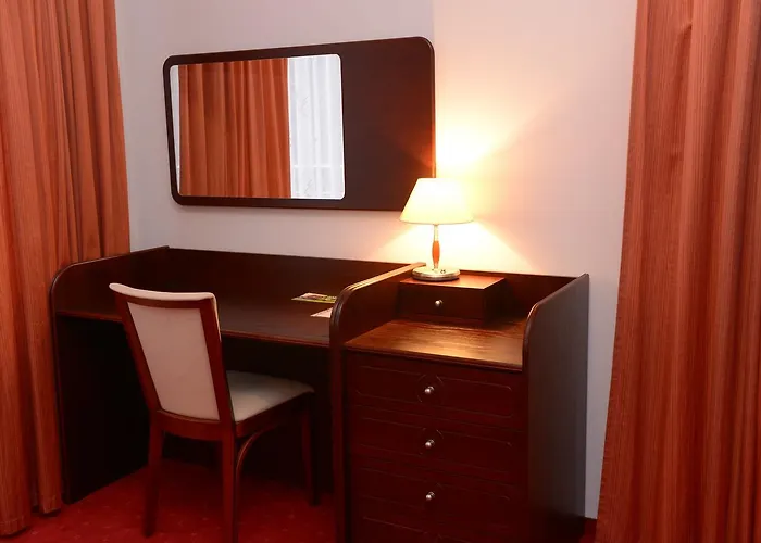 Hotel Pod Debami