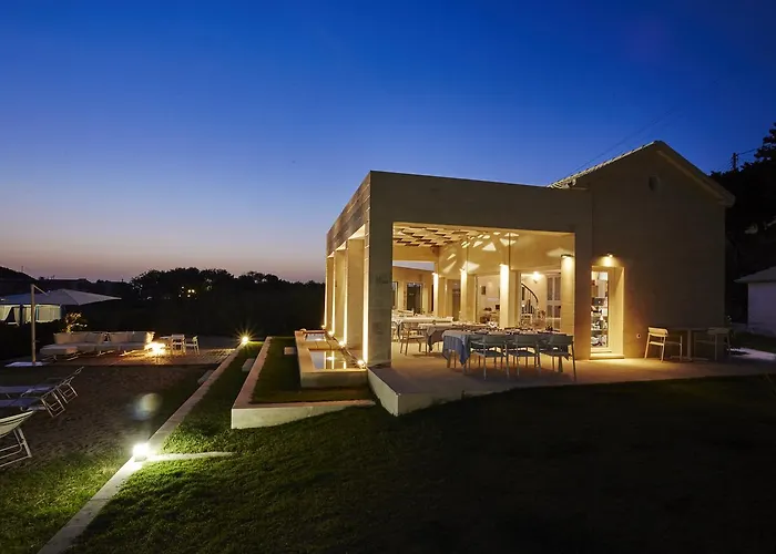 Acantha Boutique Hotel