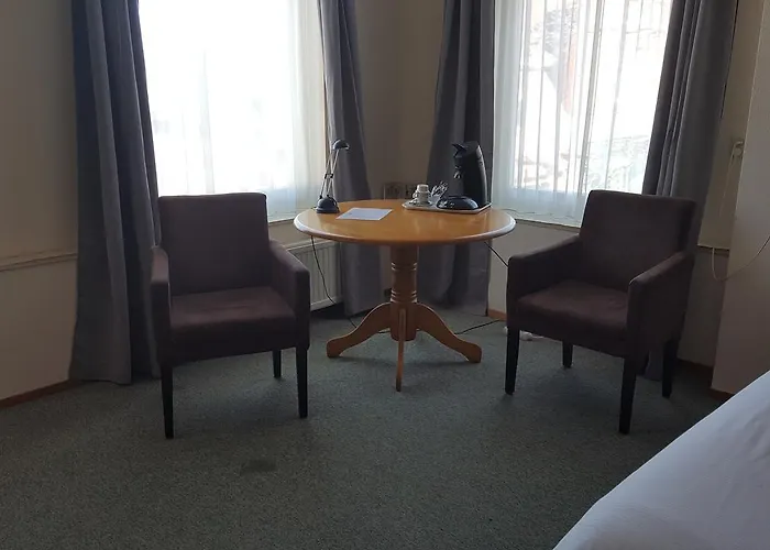 Hotel het Gemeentehuis Uithuizen