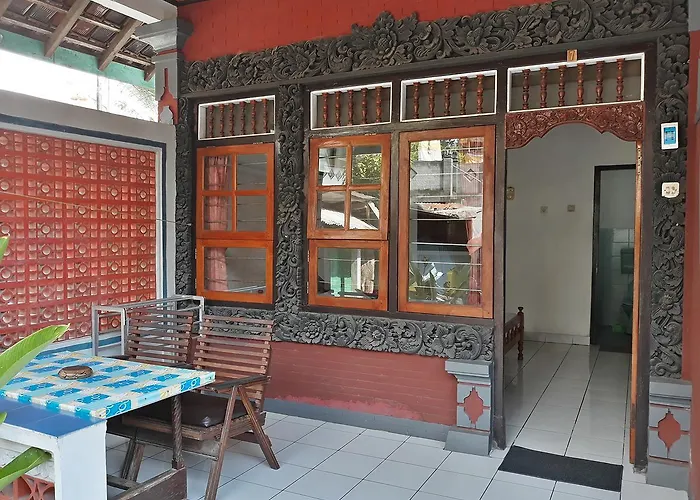 Gede Homestay