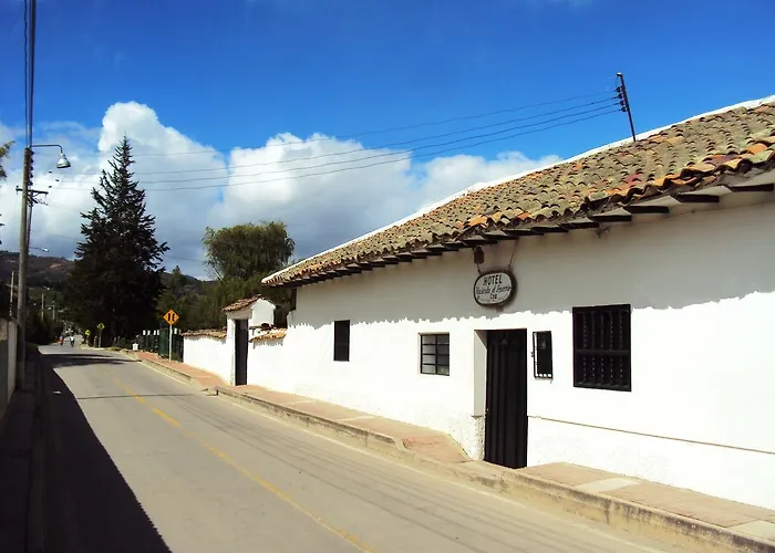 Hotel Hacienda El Aserrio