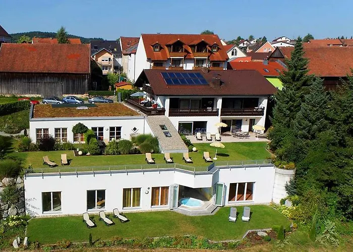 Zedernhof Gesundheits- & Wellnesshotel