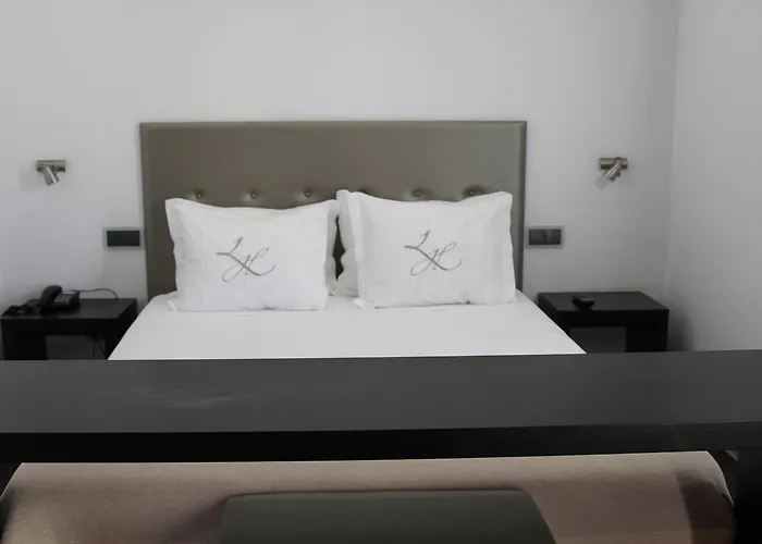 Lazza Hotel