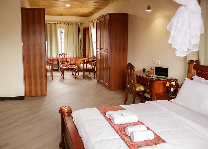 Hotel Duomo And Suites