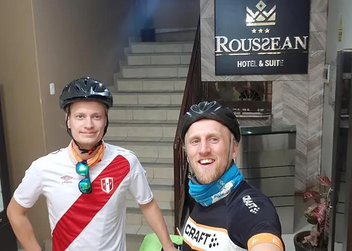 Hotel Roussean