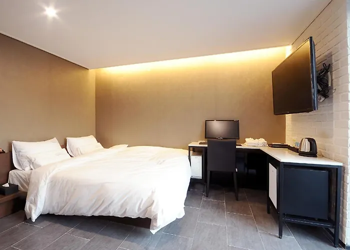 Queens Hotel Seomyeon Busan