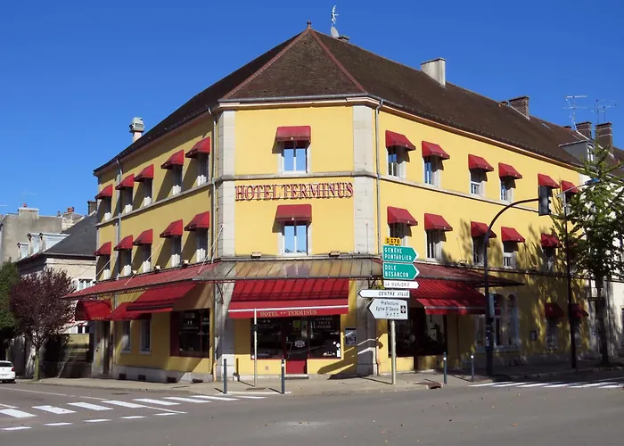Hôtel Terminus - Pizzeria Pizz'a gogo - salle de sport - face à la gare