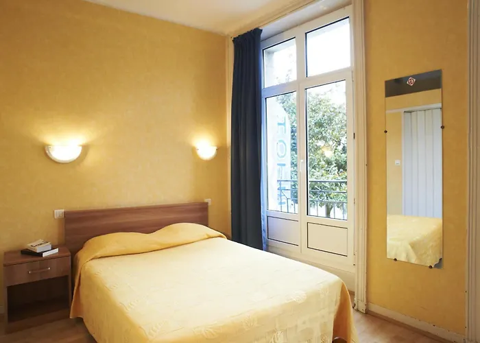 Hotel Le Petit Duquesne