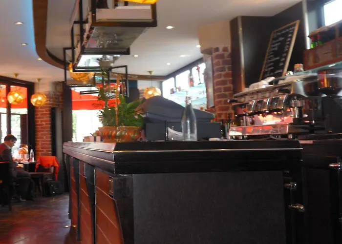 Cafe Hotel De L'Avenir